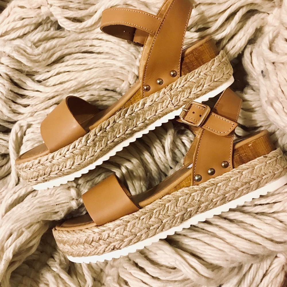 *SOLD* Steve Madden “Chiara” Espadrille Sandal